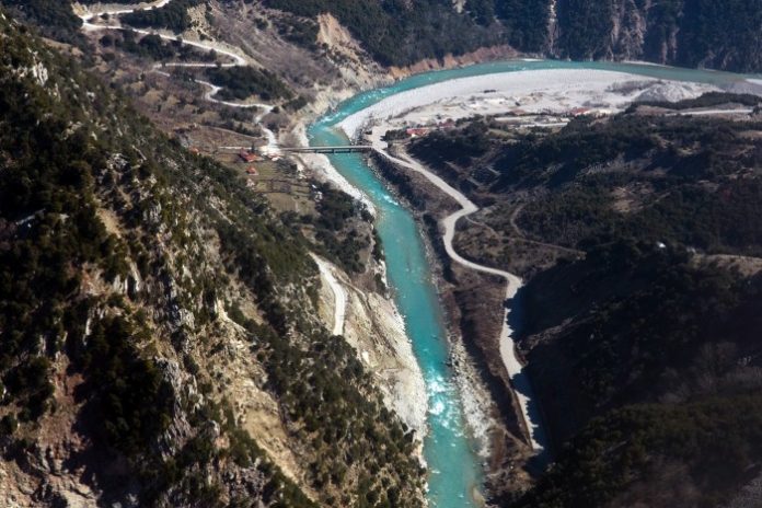 Όχι στη ματαίωση της εκτροπής του Αχελώου Ναι στη λειτουργία φράγματος της Μεσοχώρας Όχι στη ματαίωση της εκτροπής του Αχελώου Ναι στη λειτουργία φράγματος της Μεσοχώρας
