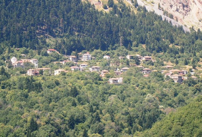 Μικρό χωριό Ευρυτανίας: Το χωριό που νίκησε τον θάνατο Μικρό χωριό Ευρυτανίας: Το χωριό που νίκησε τον θάνατο
