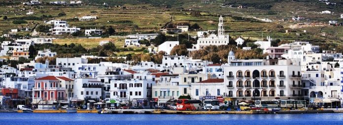 Αγροτικός Συνεταιρισμός Τήνου Παράδοση στην τυροκομία Αγροτικός Συνεταιρισμός Τήνου Παράδοση στην τυροκομία