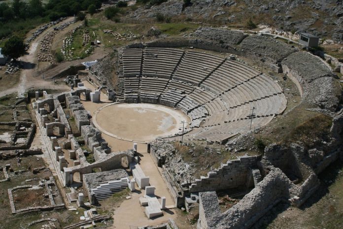 Eκδήλωση στην Καβάλα υπέρ της ένταξης των Φιλίππων στον κατάλογο της UNESCO Eκδήλωση στην Καβάλα υπέρ της ένταξης των Φιλίππων στον κατάλογο της UNESCO