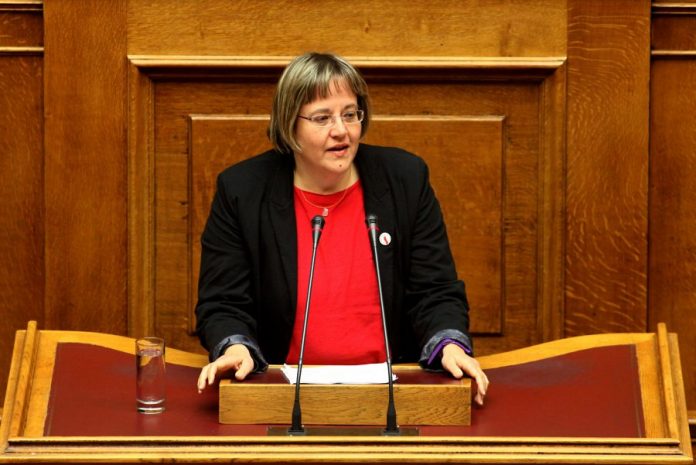 Την παραίτησή της υπέβαλε η Βασιλική Κατριβάνου από βουλευτής του ΣΥΡΙΖΑ Την παραίτησή της υπέβαλε η Βασιλική Κατριβάνου από βουλευτής του ΣΥΡΙΖΑ