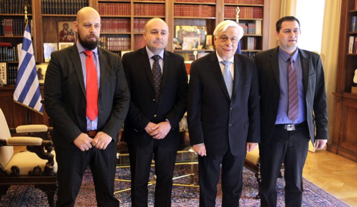 ΠΕΝΑ: Η Πολιτεία διώχνει τους νέους από τον πρωτογενή τομέα ΠΕΝΑ: Η Πολιτεία διώχνει τους νέους από τον πρωτογενή τομέα