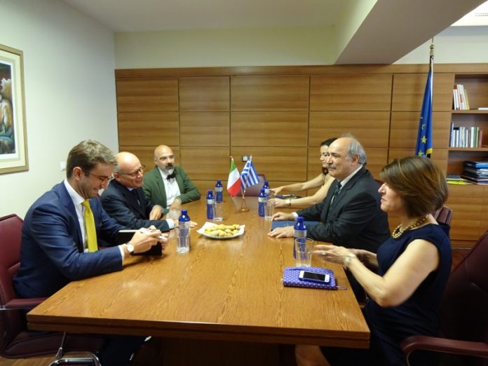 Συνάντηση εργασίας Μπόλαρη με Πρέσβυ της Ιταλικής Δημοκρατίας Συνάντηση εργασίας Μπόλαρη με Πρέσβυ της Ιταλικής Δημοκρατίας