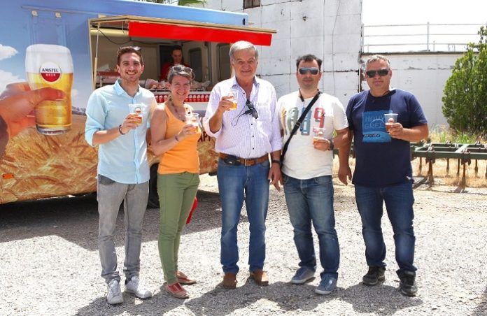 Η Αθηναϊκή Ζυθοποιία γιόρτασε το θερισμό κριθαριού μαζί με Έλληνες παραγωγούς Η Αθηναϊκή Ζυθοποιία γιόρτασε το θερισμό κριθαριού μαζί με Έλληνες παραγωγούς