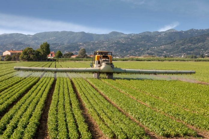 Ο Βαγγέλης Αποστόλου απαντά για τη χρήση της glyphosate Ο Βαγγέλης Αποστόλου απαντά για τη χρήση της glyphosate