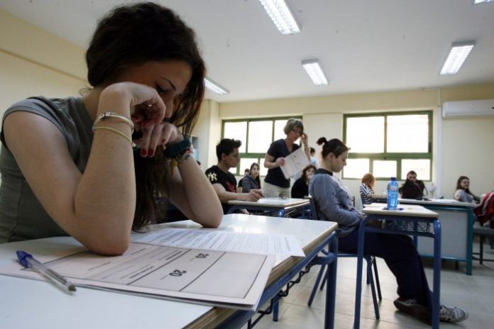 Στατιστικά των Πανελλαδικών Εξετάσεων Στατιστικά των Πανελλαδικών Εξετάσεων