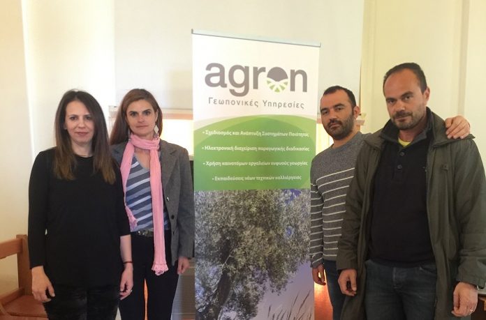 Παραγωγοί στα… θρανία, ακόμα και μέσα στους ελαιώνες Παραγωγοί στα… θρανία, ακόμα και μέσα στους ελαιώνες