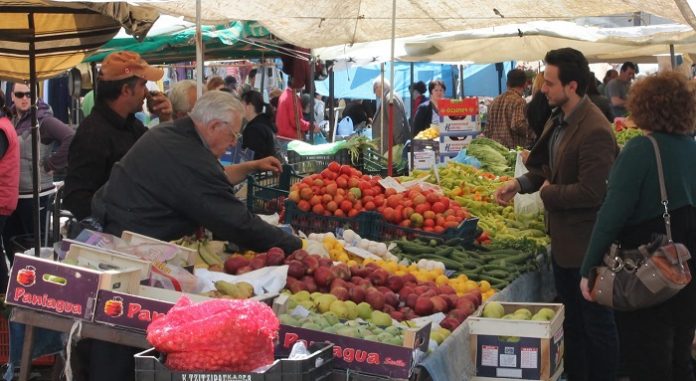 Κανονικά θα λειτουργήσουν οι λαϊκές αγορές την Καθαρά Δευτέρα Κανονικά θα λειτουργήσουν οι λαϊκές αγορές την Καθαρά Δευτέρα