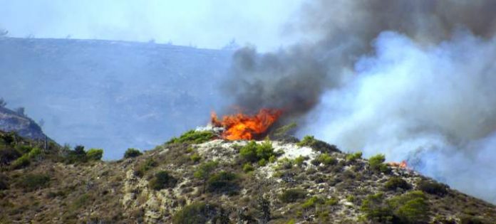 Στη Ρόδο την Τρίτη ο Β. Αποστόλου για τις πυρκαγιές Στη Ρόδο την Τρίτη ο Β. Αποστόλου για τις πυρκαγιές