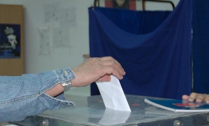 Σε δημόσια διαβούλευση το νομοσχέδιο για το νέο εκλογικό σύστημα Σε δημόσια διαβούλευση το νομοσχέδιο για το νέο εκλογικό σύστημα