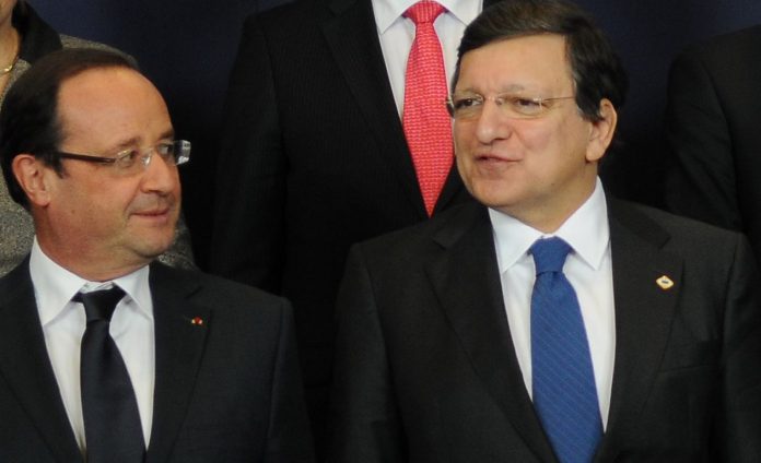 Ο Ολάντ βγάζει στη σέντρα τον Μπαρόζο για την πρόσληψη στην Goldman Sachs Ο Ολάντ βγάζει στη σέντρα τον Μπαρόζο για την πρόσληψη στην Goldman Sachs