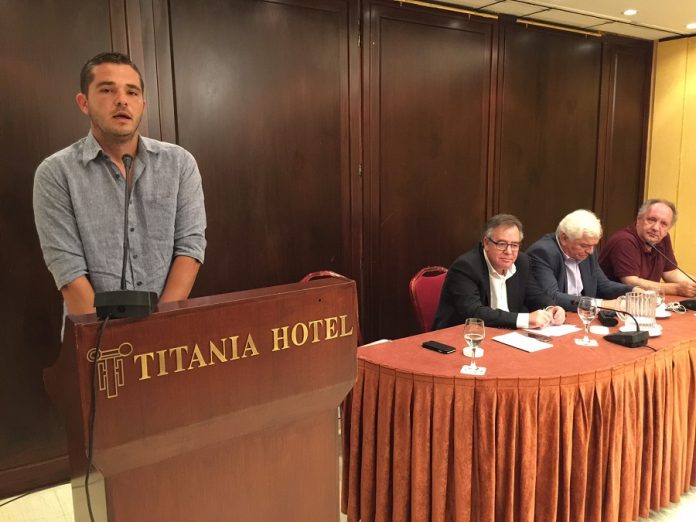 Θανάσης Τσιοτίνας Θανάσης Τσιοτίνας
