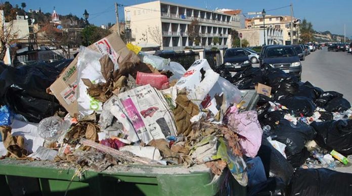 Συλλαλητήριο στη Ζάκυνθο για τα σκουπίδια Συλλαλητήριο στη Ζάκυνθο για τα σκουπίδια