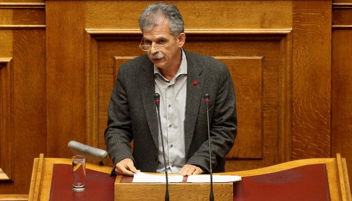 Σπ. Δανέλλης: «Χαριστική βολή το χαλάζι για τις καλλιέργειες του Νομού Ηρακλείου» Σπ. Δανέλλης: «Χαριστική βολή το χαλάζι για τις καλλιέργειες του Νομού Ηρακλείου»