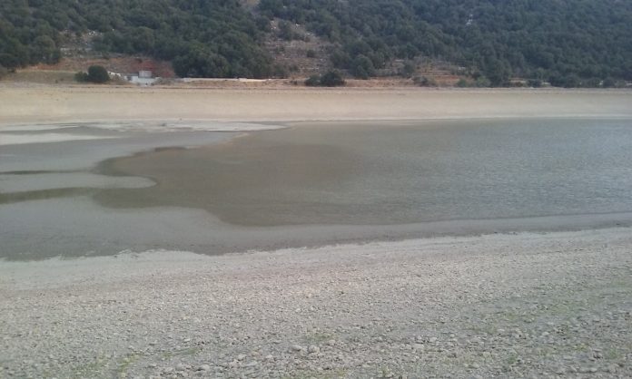 Εικόνες «αποκάλυψης» στο Οροπέδιο Λασιθίου Εικόνες «αποκάλυψης» στο Οροπέδιο Λασιθίου