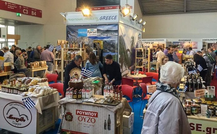 Τα αγροτικά προϊόντα της Περιφέρειας Ηπείρου... γεύτηκαν οι Γερμανοί Τα αγροτικά προϊόντα της Περιφέρειας Ηπείρου... γεύτηκαν οι Γερμανοί