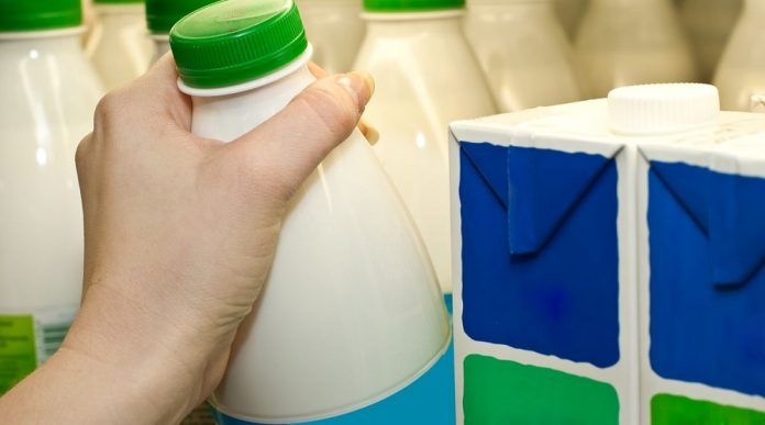 Μόνο γαλακτοκομικά με ελληνικής προέλευσης συστατικά θα έχουν ελληνική σημαία Μόνο γαλακτοκομικά με ελληνικής προέλευσης συστατικά θα έχουν ελληνική σημαία