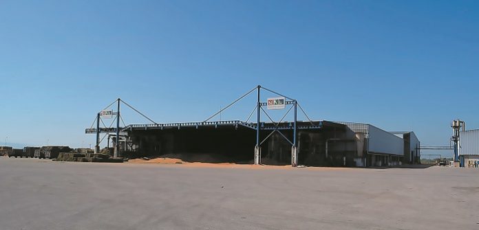 Ξεπληρώνει τους παραγωγούς ενώ παλεύει για την επιβίωση του ο Όμιλος Σκλαπάνη Ξεπληρώνει τους παραγωγούς ενώ παλεύει για την επιβίωση του ο Όμιλος Σκλαπάνη