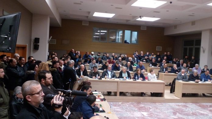 Κομοτηνή: Έκτακτο περιφερειακό συμβούλιο για τον πρωτογενή τομέα αποφασίστηκε μετά από πρόταση αγροτών Κομοτηνή: Έκτακτο περιφερειακό συμβούλιο για τον πρωτογενή τομέα αποφασίστηκε μετά από πρόταση αγροτών