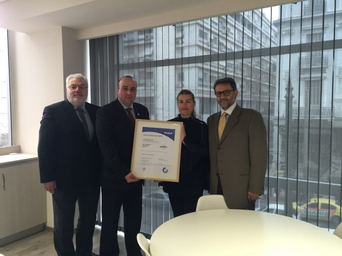 Πιστοποίηση της Smile Acadmos από την TÜV HELLAS (TÜV NORD) Πιστοποίηση της Smile Acadmos από την TÜV HELLAS (TÜV NORD)