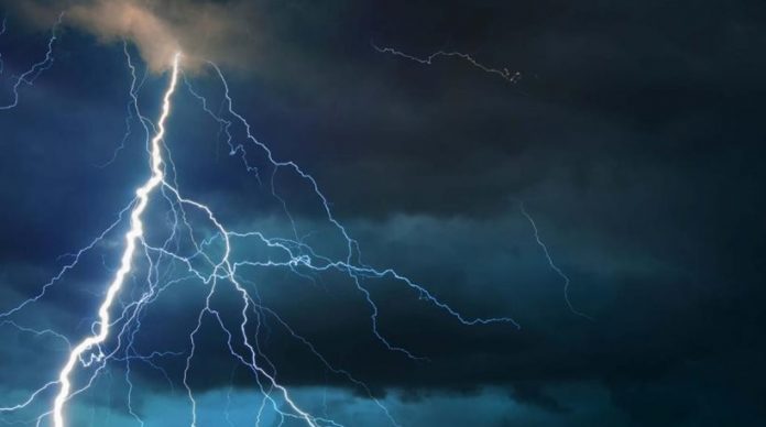 Αγρότισσα νεκρή από κεραυνό στην Κατερίνη Αγρότισσα νεκρή από κεραυνό στην Κατερίνη