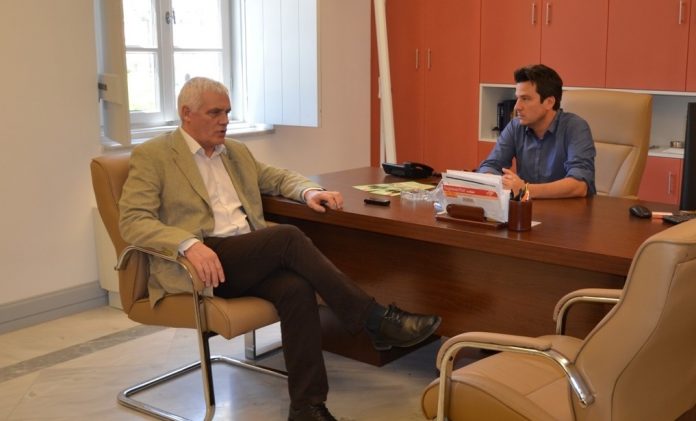 synantisi tsironi lysikatou leonidio Συνάντηση Γ. Τσιρώνη - Χ. Λυσίκατου στο Λεωνίδιο (vid)