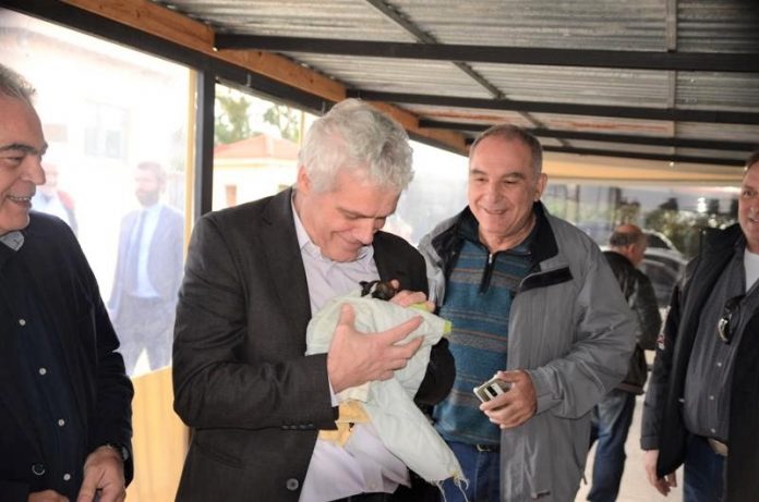 episkepsi tsironi egkatastaseis diadimotikou kentrou perithalpsis adespoton zoon Επίσκεψη Τσιρώνη στις εγκαταστάσεις του Διαδημοτικού Κέντρου Περίθαλψης Αδέσποτων Ζώων