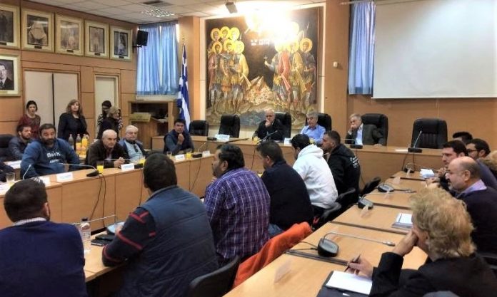 epsikepsi apostolou pligeises perioxes dytikis attikis synantiseis alieis agrotes Επίσκεψη Αποστόλου στις πληγείσες περιοχές της Δυτικής Αττικής – Συναντήσεις με αλιείς και αγρότες