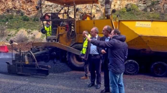 apokatastathike odiki syndesi ethniki odo antiriou ioanninon Αποκαταστάθηκε η οδική σύνδεση στην εθνική οδό Αντιρρίου - Ιωαννίνων