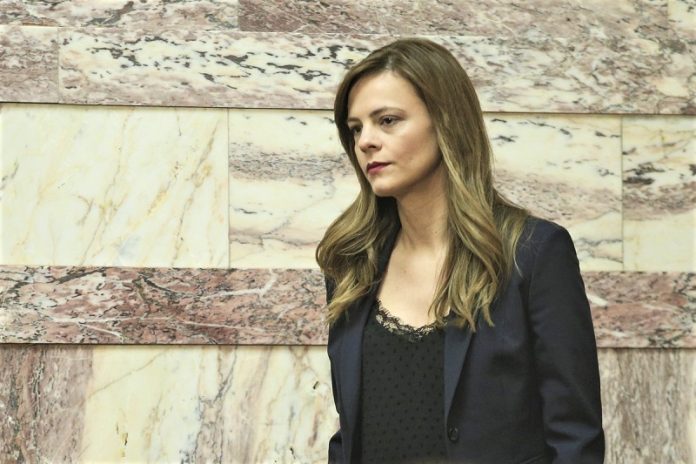 Συμφωνία με τους θεσμούς για εκκρεμείς συντάξεις και εφάπαξ