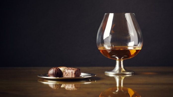 koniak ginontai pleon extra old ilikia toulaxiston 10 eton Τα Κονιάκ γίνονται πλέον