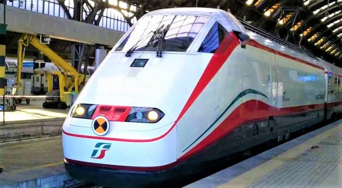 spirtzis 6 iouniou athina thesaloniki treno 3 ores 20 lepta Σπίρτζης: Αθήνα- Θεσσαλονίκη με τρένο σε 3 ώρες και 20 λεπτά