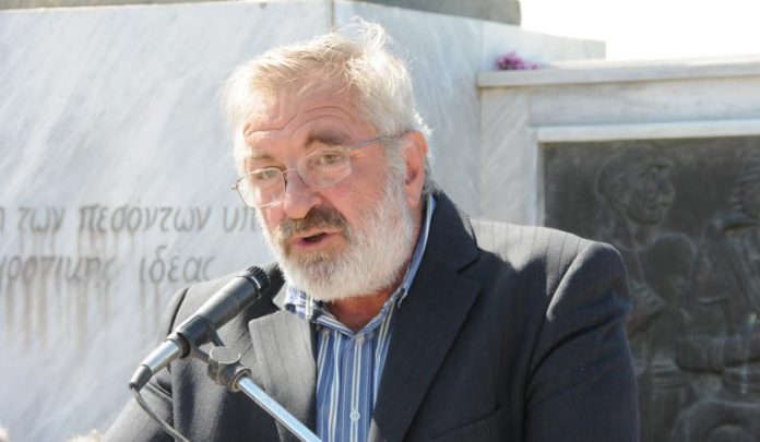 Στον Αποστόλου με λίστα αιτημάτων o Mπούτας Στον Αποστόλου με λίστα αιτημάτων o Mπούτας