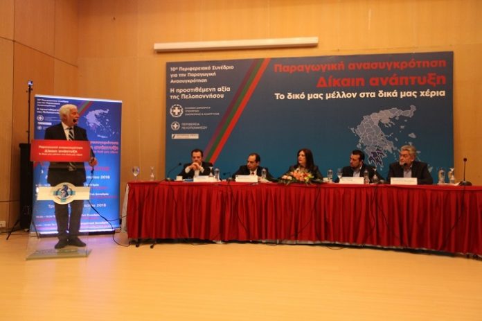 Πολιτική συμφωνία Σπίρτζη με Τατούλη στο 10ο Περιφερειακό συνέδριο στην Τρίπολη Πολιτική συμφωνία Σπίρτζη με Τατούλη στο 10ο Περιφερειακό συνέδριο στην Τρίπολη