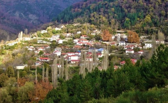 stoxos kakopoion xorio petra zagoriou Στόχος κακοποιών το χωριό Πέτρα Ζαγορίου