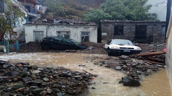 Ενισχύσεις 1,8 εκατ. ευρώ σε δήμους ενέκρινε ο Π. Σκουρλέτης Ενισχύσεις 1,8 εκατ. ευρώ σε δήμους ενέκρινε ο Π. Σκουρλέτης