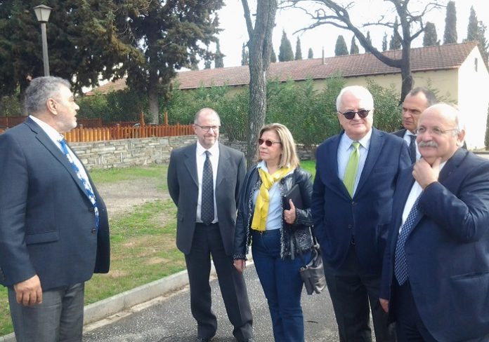 Διήμερη επίσκεψη του προέδρου της Τρ. Πειραιώς σε Θεσσαλονίκη και Βέροια Διήμερη επίσκεψη του προέδρου της Τρ. Πειραιώς σε Θεσσαλονίκη και Βέροια