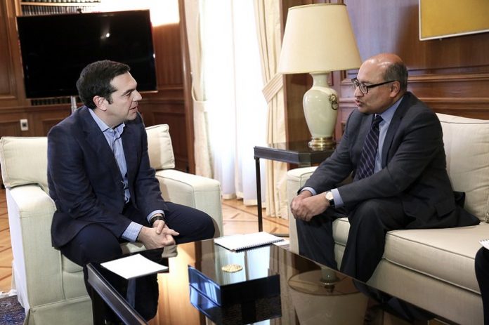 Συνάντηση Τσίπρα με τον πρόεδρο της Τράπεζας Ανασυγκρότησης και Ανάπτυξης Συνάντηση Τσίπρα με τον πρόεδρο της Τράπεζας Ανασυγκρότησης και Ανάπτυξης