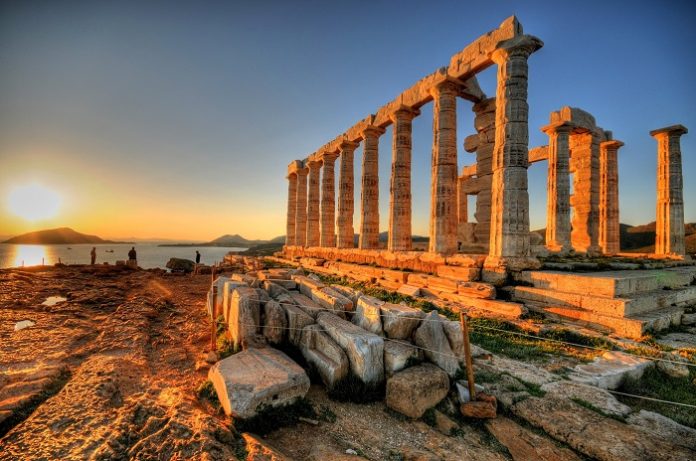 Ξανά στο ΚΑΣ η «Μικρή Τυμπανίστρια» με νέα πρόταση για την άδεια γυρισμάτων στο Σούνιο Ξανά στο ΚΑΣ η «Μικρή Τυμπανίστρια» με νέα πρόταση για την άδεια γυρισμάτων στο Σούνιο