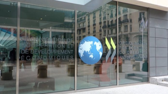 Αλ. Χαρίτσης: Να επιδιώξουμε τη διαμόρφωση ενός ελάχιστου κοινού φορολογικού συντελεστή για τα εταιρικά κέρδη Αλ. Χαρίτσης: Να επιδιώξουμε τη διαμόρφωση ενός ελάχιστου κοινού φορολογικού συντελεστή για τα εταιρικά κέρδη