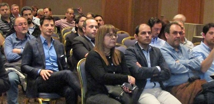 Ο Ρουβάς στα Ιωάννινα για τις επενδύσεις Ανανεώσιμων Πηγών Ενέργειας Ο Ρουβάς στα Ιωάννινα για τις επενδύσεις Ανανεώσιμων Πηγών Ενέργειας