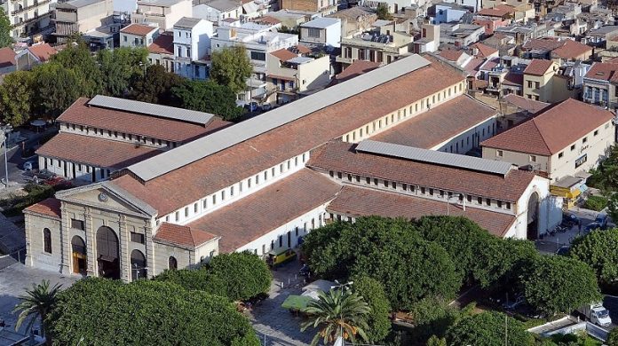 Μέσω νέων τεχνολογιών παρουσιάζονται στη Δημοτική Αγορά Χανίων τα κρητικά προϊόντα Μέσω νέων τεχνολογιών παρουσιάζονται στη Δημοτική Αγορά Χανίων τα κρητικά προϊόντα
