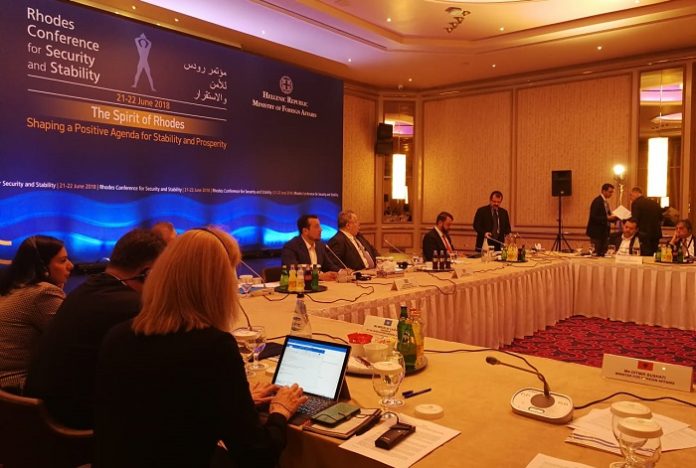 Τη διεξαγωγή διασκέψεων για την καινοτομία εισηγήθηκε από τη Ρόδο ο Ν. Παππάς Τη διεξαγωγή διασκέψεων για την καινοτομία εισηγήθηκε από τη Ρόδο ο Ν. Παππάς