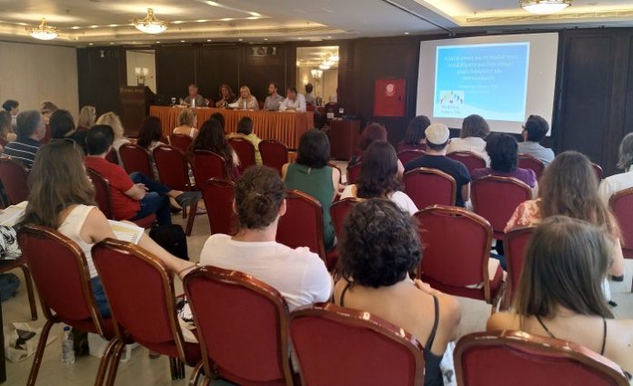 Πλήθος κόσμου στην ημερίδα του ΚΕΘΙ για την πρόληψη και καταπολέμηση του σεξισμού και των διακρίσεων Πλήθος κόσμου στην ημερίδα του ΚΕΘΙ για την πρόληψη και καταπολέμηση του σεξισμού και των διακρίσεων