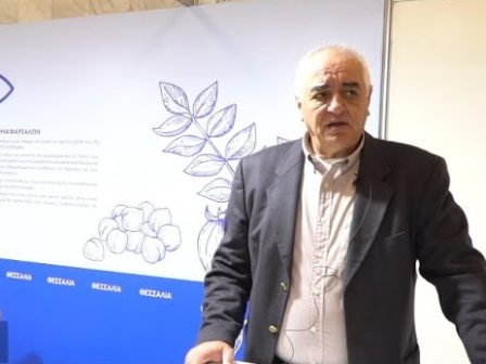 athanasios-karaiskos-ekthesi-proionton-pop-pge-tis-thessalias-sto-metro-tou-syntagmatos-3663