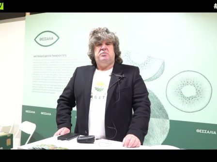 o-dimitrios-makantasis-ekthesi-proionton-pop-pge-tis-thessalias-sto-metro-tou-syntagmatos-3668