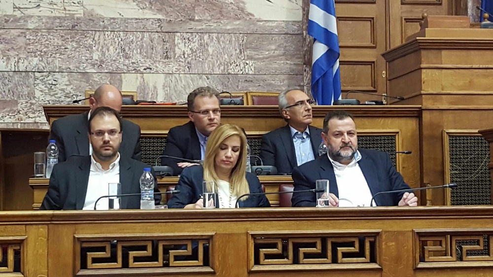 erotisi-16-voulefton-tis-dimokratikis-sybarataxis-gia-ta-agrotika-5066