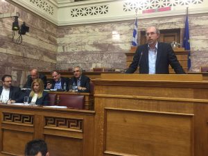 Από την βουλή ξεκίνησε ο διάλογος του ΠΑΣΟΚ για το αγροτικό