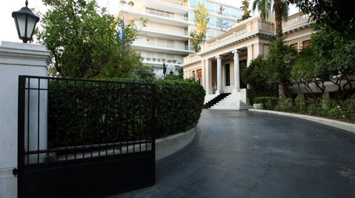 Διάλογο για το Ασφαλιστικό ανοίγει η κυβέρνηση με τα κόμμματα