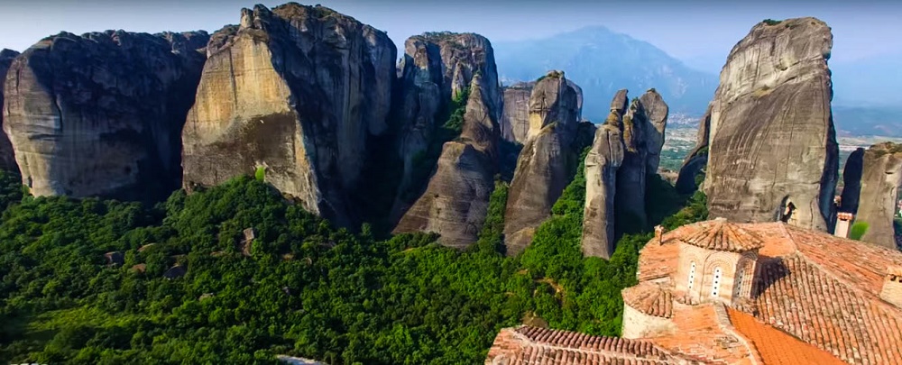 meteora-psila-ston-ourano-5243